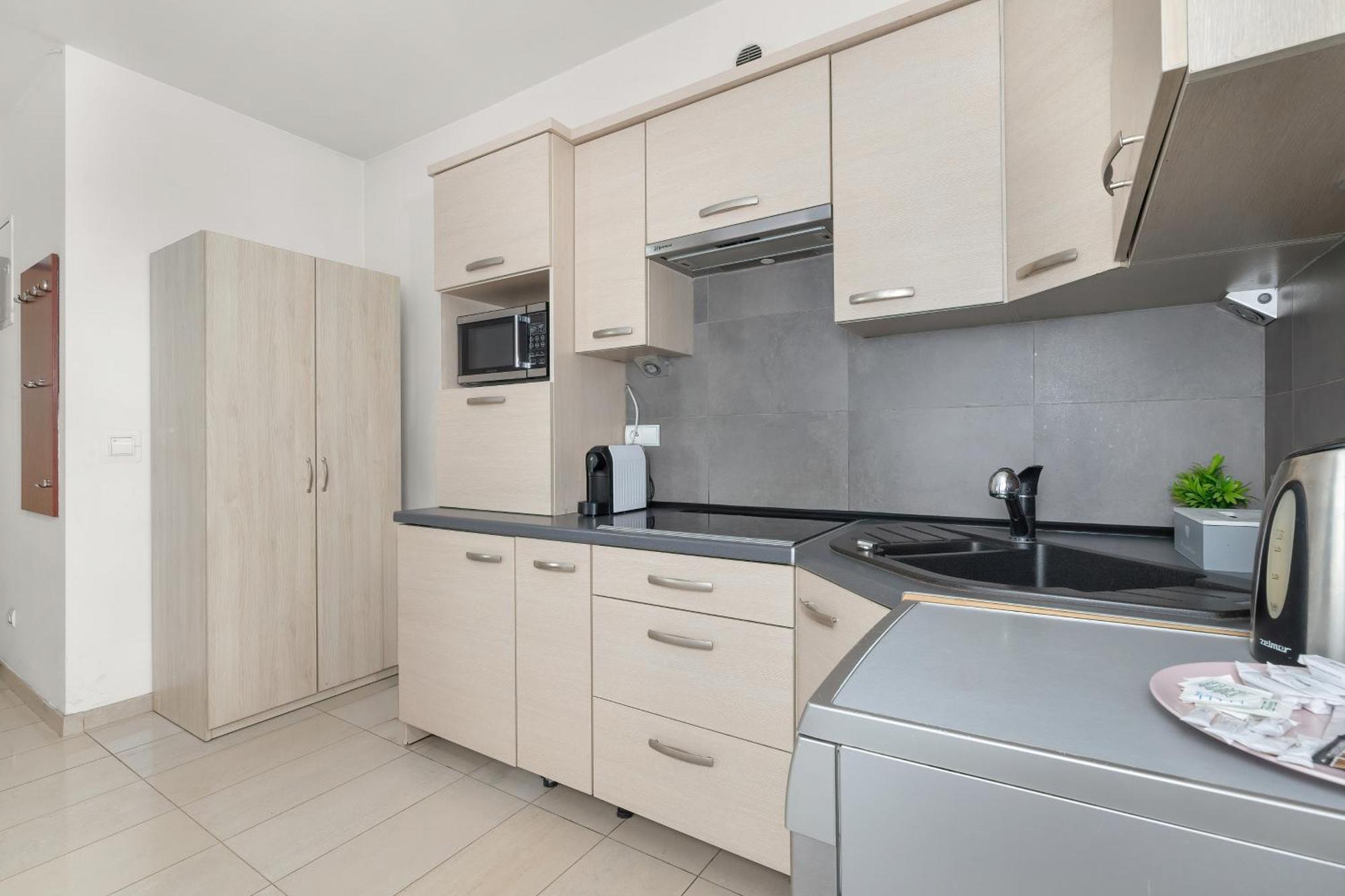 Przestronne Apartamenty W Zakopanem Z Trzema Sypialniami I Parkingiem By Noclegi Renters Eksteriør bilde